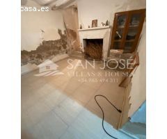 CASA EN CENTRO DE MONFORTE DEL CID EN VENTA.