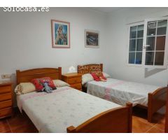 SE VENDE CASA EN LA ROMANA