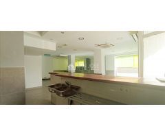 VENTA DE LOCAL EN SANTA POLA, BUENA UBICACION COMERCIAL