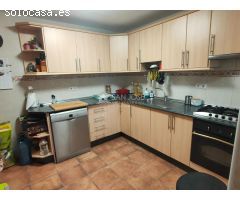 SE VENDE BONITO CHALET CON PISCINA Y CASA DE INVITADOS EN MUY BUENA ZONA DE AGOST
