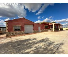 SE VENDE CHALET EN ZONA DE LA UMBRIA (ABANILLA)