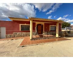 SE VENDE CHALET EN ZONA DE LA UMBRIA (ABANILLA)