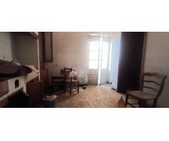 SE VENDE CASA EN NOVELDA PARA REFORMAR