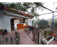SE VENDE CHALET EN ASPE ZONA BORASA.