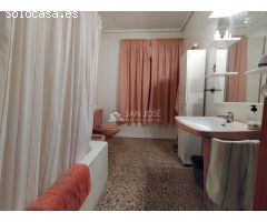 SE VENDE CHALET EN PARCELA URBANA EN LA ROMANA
