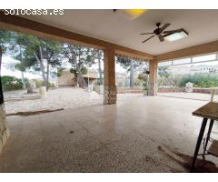 SE VENDE CHALET EN PARCELA URBANA EN LA ROMANA