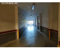 SE ALQUILA PLAZA DE GARAJE CON TRASTERO ZONA CENTRO(CALLE LEPANTO)