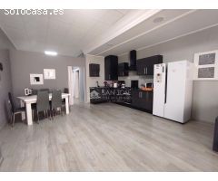 SE VENDE CASA EN NOVELDA EN ZONA HORCAS.