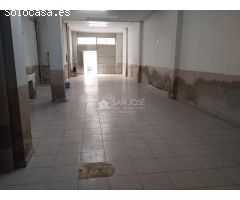 SE VENDE ALMACÉN EN NOVELDA