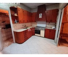 VENTA DE CASA PARA REFORMAR EN NOVELDA, ZONA LA GLORIETA