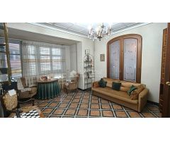 VENTA DE CASA JUNTO DOS LOCALES EN NOVELDA