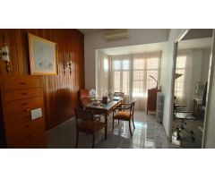 VENTA DE CASA JUNTO DOS LOCALES EN NOVELDA