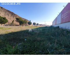 SE VENDE SOLAR EN REDOVÁN. SUELO URBANIZABLE