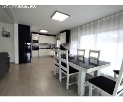SE VENDE ESPECTACULAR CHALET SEMINUEVO EN MONFORT DEL CID.