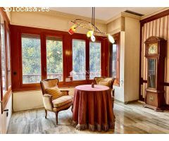 SE VENDE CASA CON PISCINA EN GLORIETA DE NOVELDA.