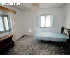 SE VENDE CASA DE CAMPO PARA REFORMAR EN BUENA ZONA DE ASPE