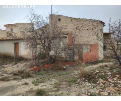 SE VENDE CASA CON PARCELA EN MACISVENDA. PRECIOSO ENTORNO RURAL