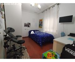 SE VENDE PISO EN ASPE MUY LUMINOSO CON GARAJE