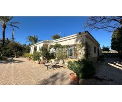 INMOBILIARIA SAN JOSE VENDE CHALET EN BUEN ESTADO CERCA DE ASPE