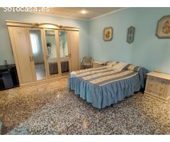 SE VENDE CHALET GRANDE PARA ENTRAR A VIVIR MUY CERCA DEL PUEBLO DE ASPE