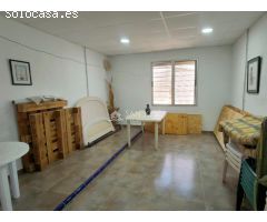 SE VENDE CHALET GRANDE PARA ENTRAR A VIVIR MUY CERCA DEL PUEBLO DE ASPE