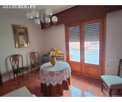 SE VENDE GRAN CASA EN BUEN ESTADO CON ALMACEN GRANDE EN ASPE