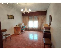 SE VENDE GRAN CASA EN BUEN ESTADO CON ALMACEN GRANDE EN ASPE