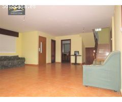 SE VENDE CASA CON ASCENSOR Y  PARCELA DE 2200 M  A ESTRENAR. REF. 5743