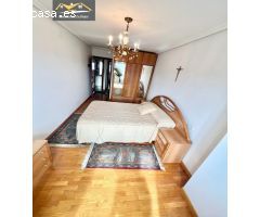 SE VENDE AMPLIO PISO SEMINUEVO CON PLAZA DE GARAJE Y TRASTERO EN EL VEINTIUNO. REF 7155