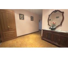 ¡Descubre tu nuevo hogar en este encantador piso en venta!