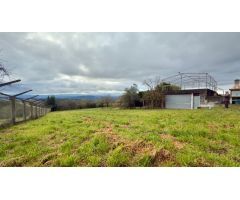 ¡Descubre el hogar de tus sueños en este impresionante chalet independiente!