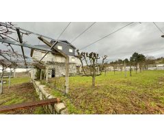 ¡Descubre el hogar de tus sueños en este impresionante chalet independiente!
