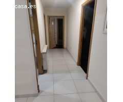 Piso amplio con garaje en el centro de Xinzo