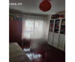 Piso amplio con garaje en el centro de Xinzo
