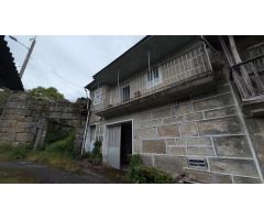 Casa de piedra sin registrar para reformar