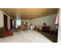 Casa de piedra sin registrar para reformar
