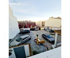 Chalet con 2 casas en Camposoto