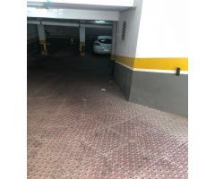 Garaje en zona La Laguna