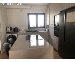 ¡Oportunidad única en Bahía Blanca! Vivienda de lujo completamente reformada