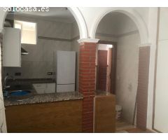 ¡Oportunidad en el corazón de Cádiz! Piso a escasos metros de la Catedral