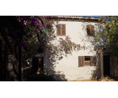 BONITA CASA DE PUEBLO EN BINISSALEM