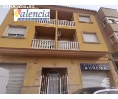 Local comercial en Venta en La Pobla de Vallbona, Valencia