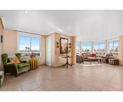 ¡Piso de 212 m2 en la Playa del Cura, Torrevieja!