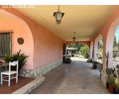 Bienvenido al chalet de tus sueños en Alzabares