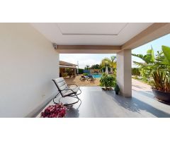 SI BUSCA ALGO EXCLUSIVO AQUI TE PRESENTAMOS ESTE MAGNIFICO CHALET EN LA ZONA DE PERLETA!!!!