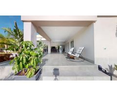 SI BUSCA ALGO EXCLUSIVO AQUI TE PRESENTAMOS ESTE MAGNIFICO CHALET EN LA ZONA DE PERLETA!!!!