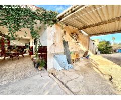 TERRENO DE 1200M2 CON CASA DE CAMPO DE 200M2 SIN LUZ, NI AGUA, AGUA DE RIEGO POR MANTA