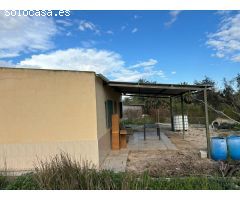 Oportunidad Casa de Campo en Matola con luz y Agua