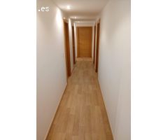 SE ALQUILA HABITACIÓN EN 300€ LA VIVIENDA ESTA TOTALMENTE REFORMADA