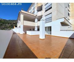 Gran piso con posibilidad de 4 dormitorios y amplias terrazas en Torrox